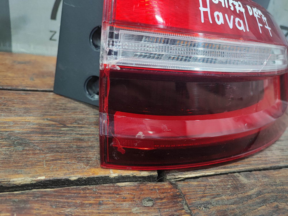 Фонарь задний правый LED Haval F7 1 19-24 Б/У Оригинал 4133102XKQ00A