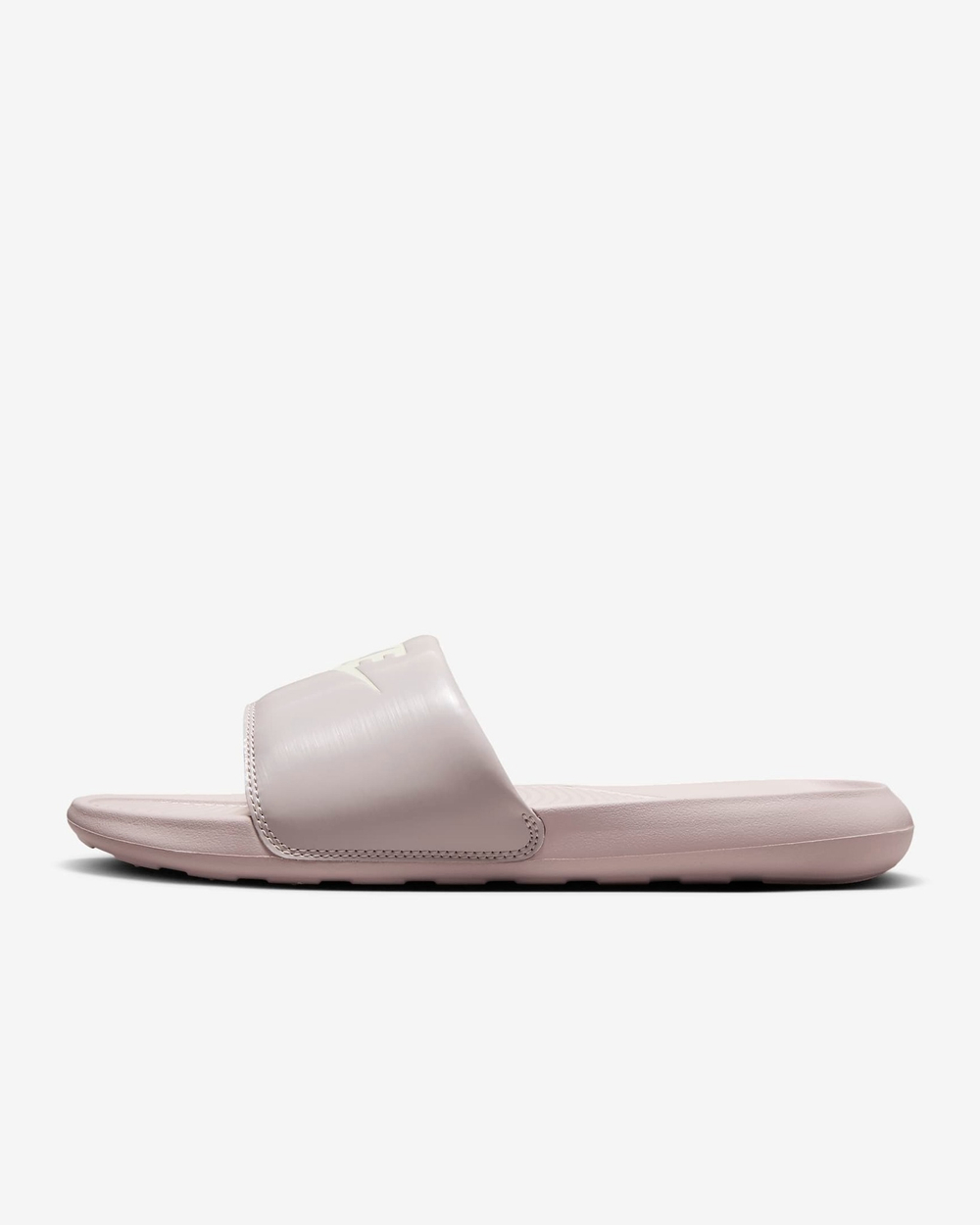 Сланцы женские NIKE W NIKE VICTORI ONE SLIDE