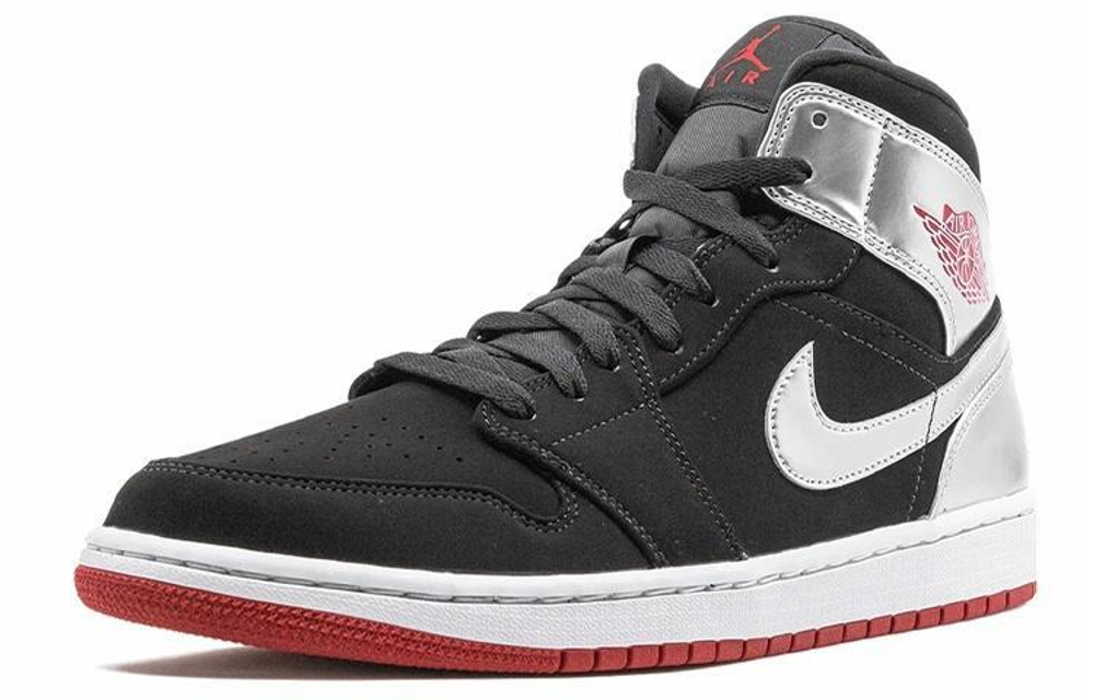 Кроссовки Jordan Air Jordan 1 Mid Takes It Back To "Johnny Kilroy"
