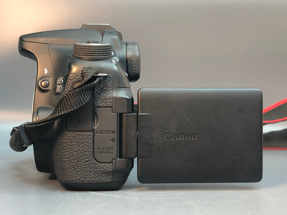 Canon 70D Body 28972 Кадров