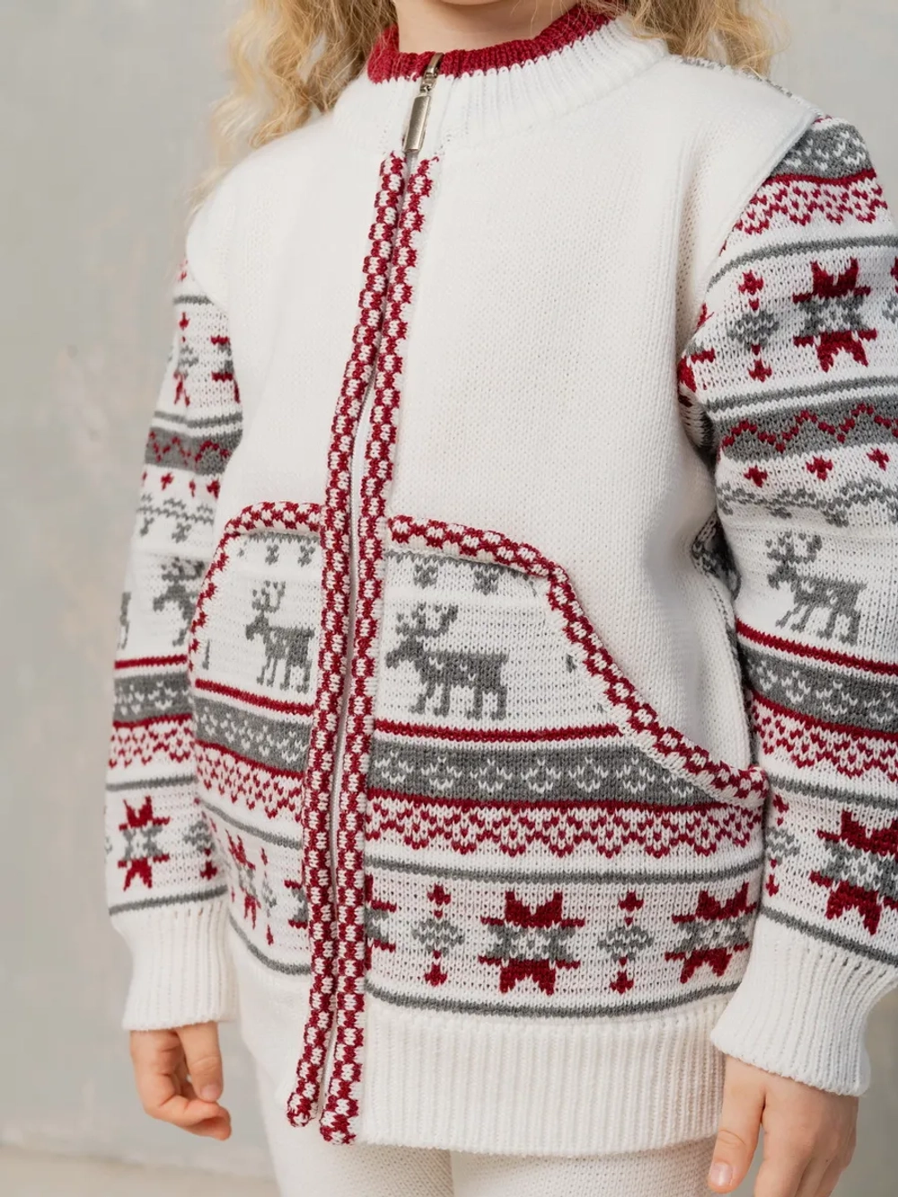 Кофта вязаная на молнии