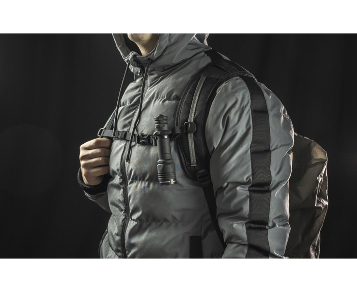 Фонарь Armytek Dobermann White (F02006C)