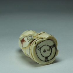 Нэцкэ Мальчик с мешком риса