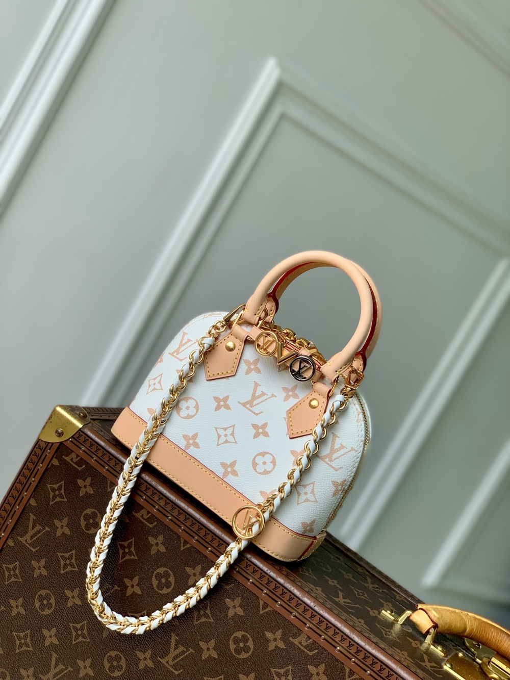Louis Vuitton Nano Alma