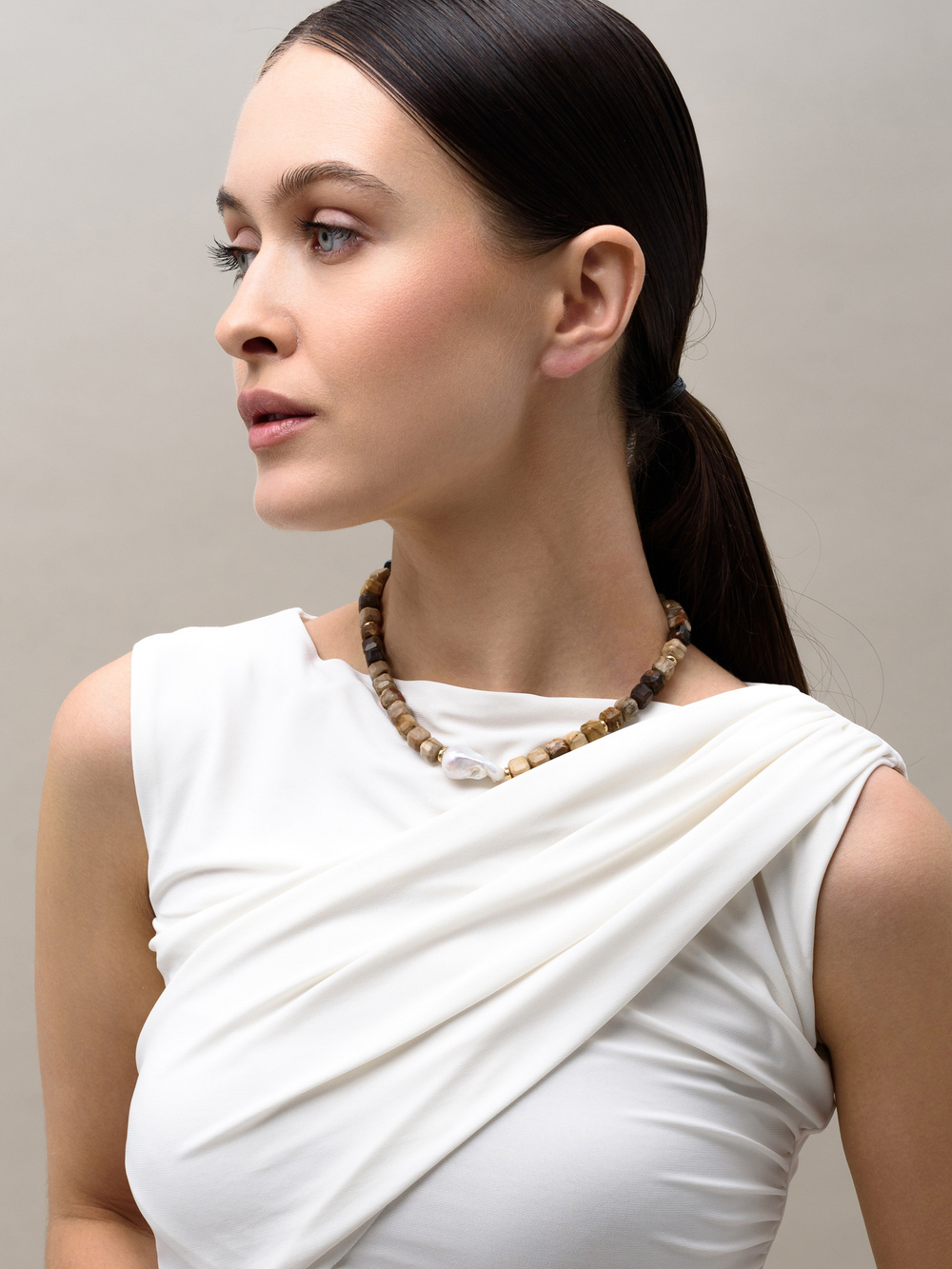 Колье "Pearl caramel " Gold тигровый глаз
