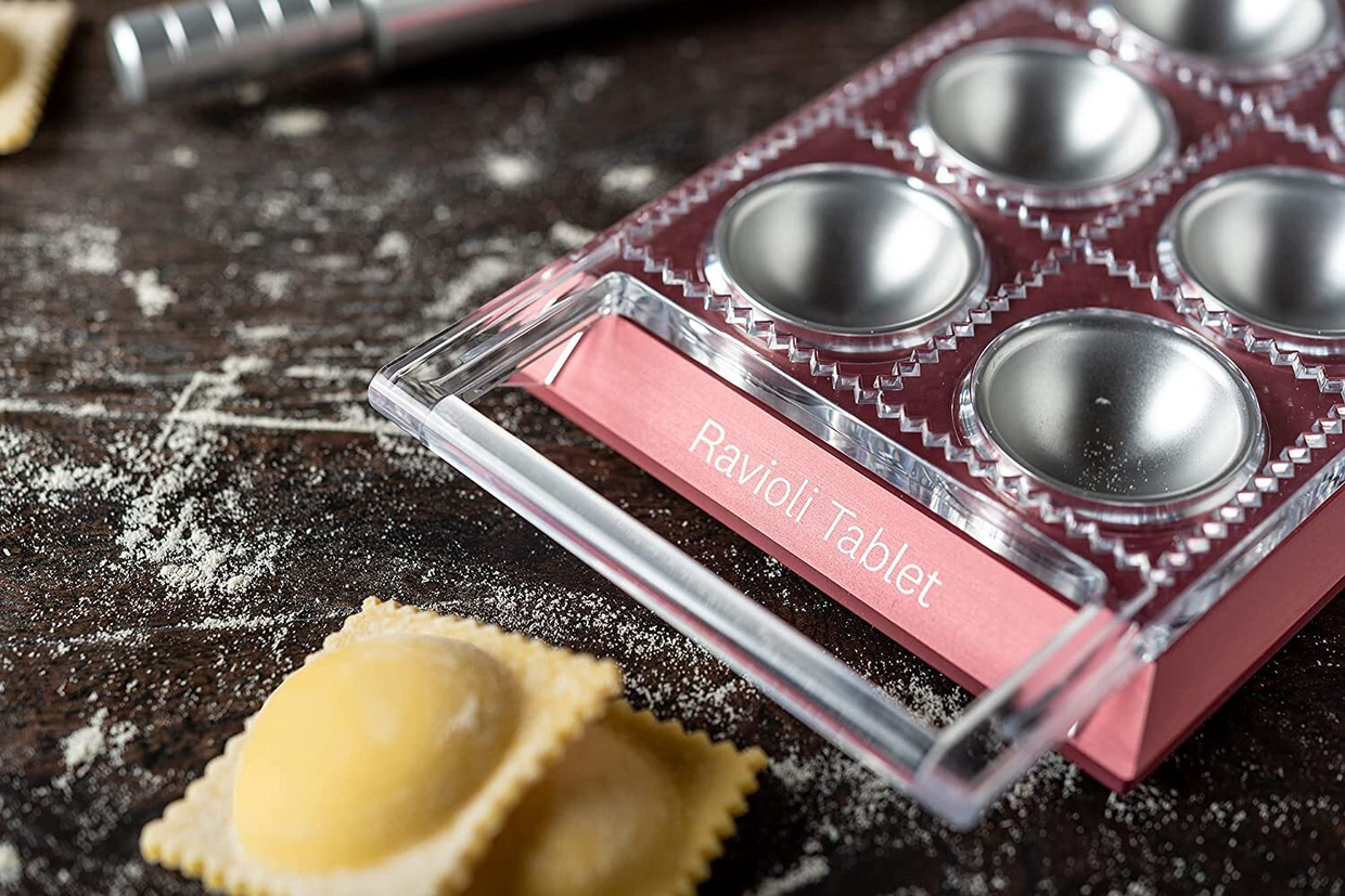 Инструкция по эксплуатации Marcato ravioli tablet машинка для лепки формы равиоли и пельменей / равиольница