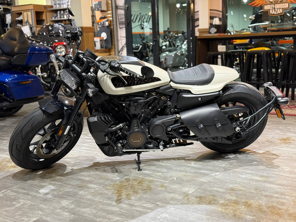 Harley-Davidson Sportster S  2022 (белый)