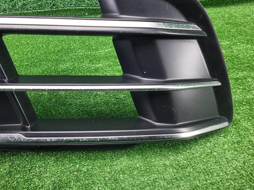 Решетка бампера правая Audi Q5 2 80A 17-20 S-line