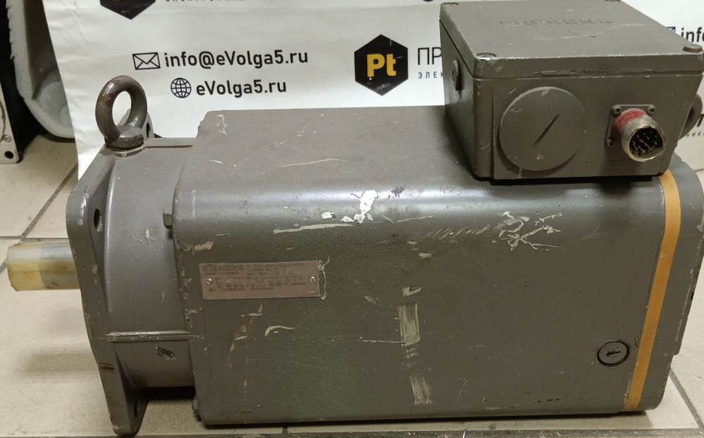 Двигатели Siemens 1FT5104-0AC01-2-Z (аналог 1FT5104-0AC71-1-1-Z) б/у