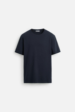 Базовая футболка slim fit
