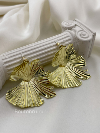 Серьги золотистые в форме листьев Гинкго