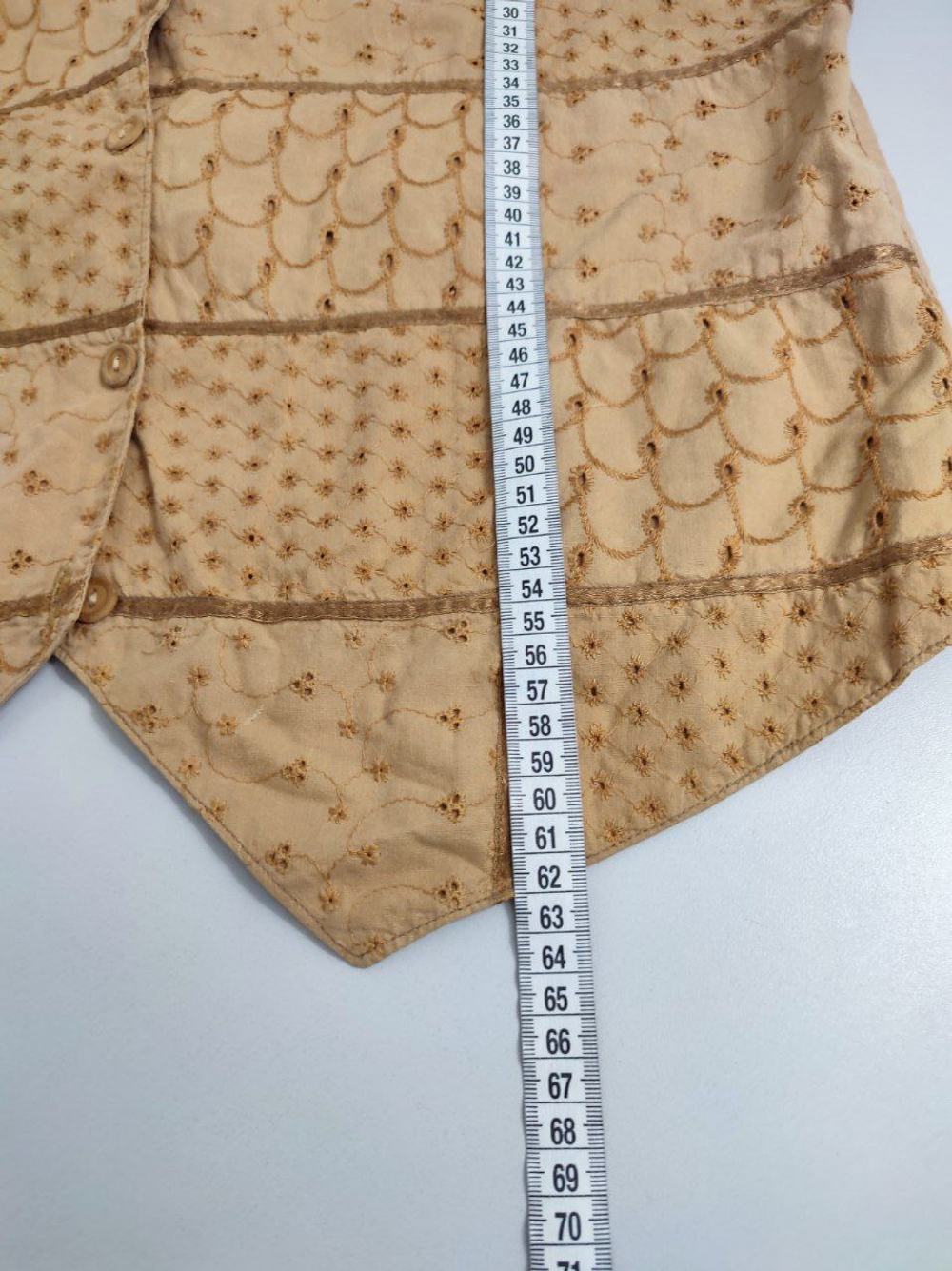 Жилет красивый 44-46 размер