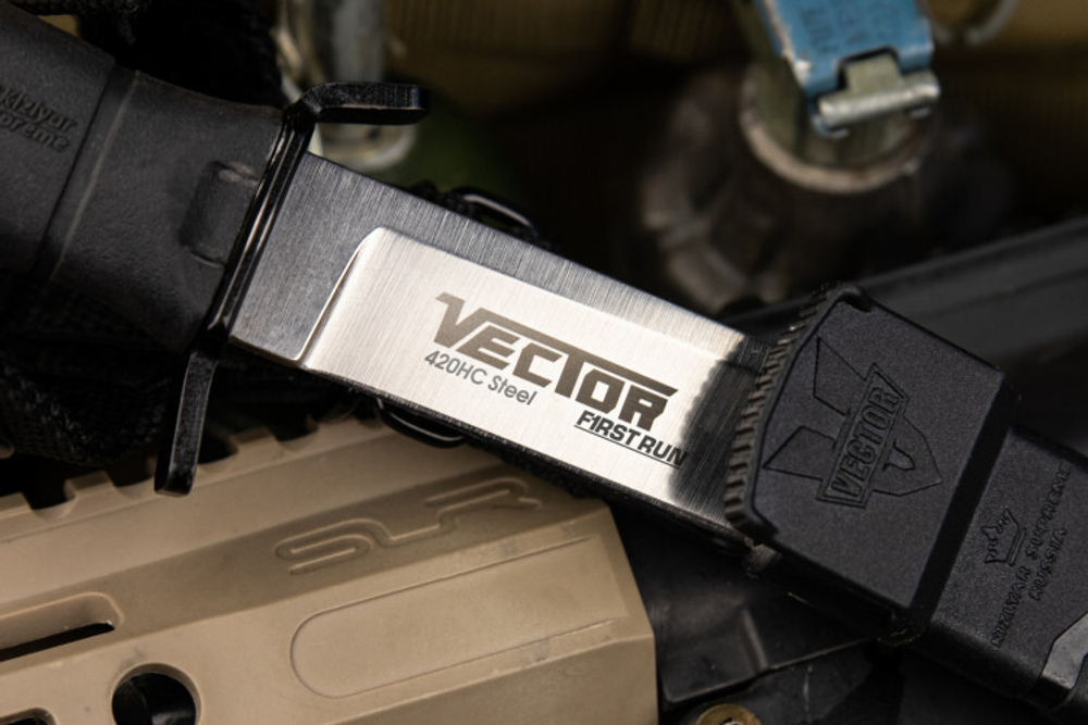 Нож Kizlyar Supreme VECTOR 420HC SW BKH PS (StoneWash, Black Kraton Handle, Polyamide Sheath)