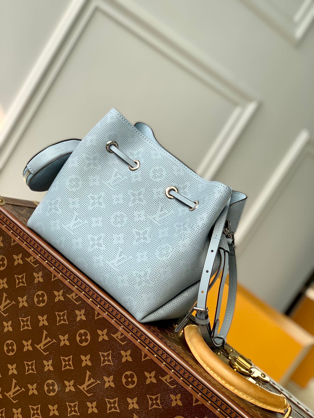 Louis Vuitton Bella