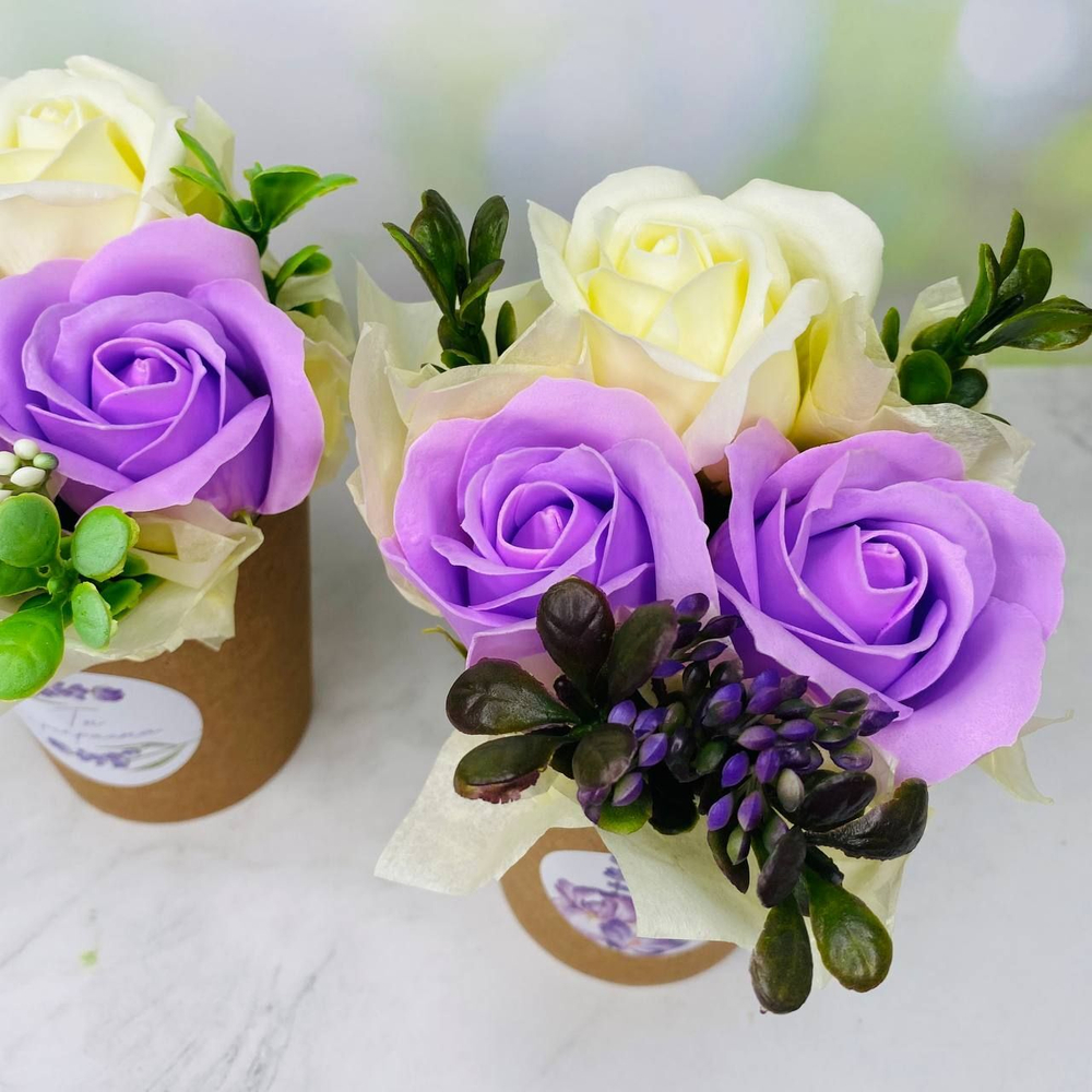 Мини букет из 3 мыльных роз на 14 февраля, 8 марта