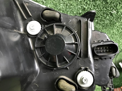 Фара левая Livan X3 Pro (2022-н.в.) галоген