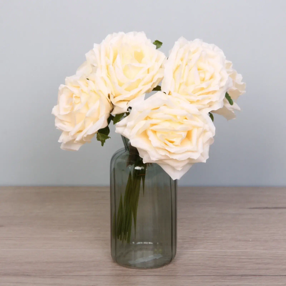 Цветы искусственные «Нежная роза» букет 6шт 24см чайные