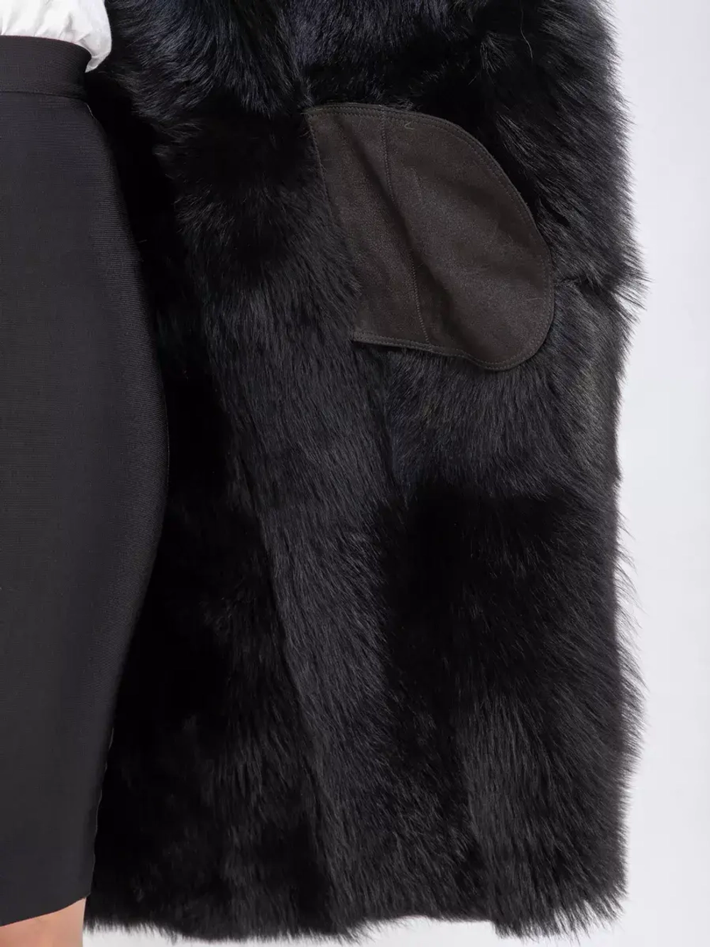 Дубленка зимняя натуральная с капюшоном длинная и теплая