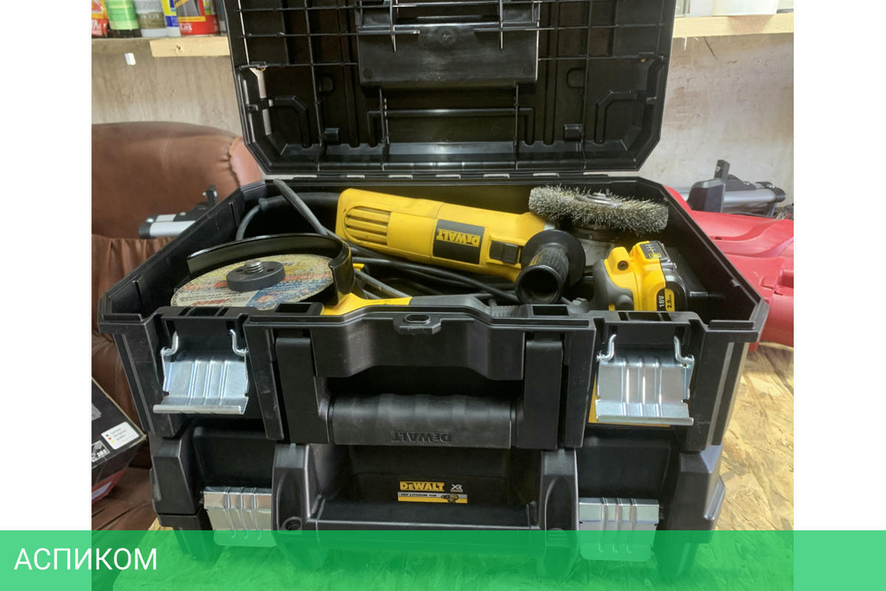 Угловая шлифмашина DeWalt DCG405NT