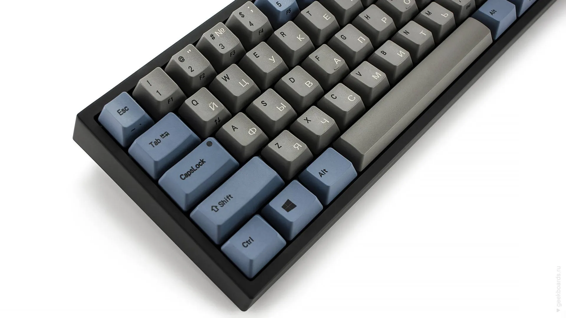 Leopold FC660C Gray с переключателями Topre Silent — купить на сайте  профессиональных клавиатур Geekboards