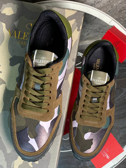 Кроссовки Valentino