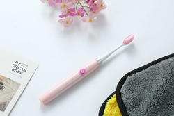 Детская электрическая зубная щетка