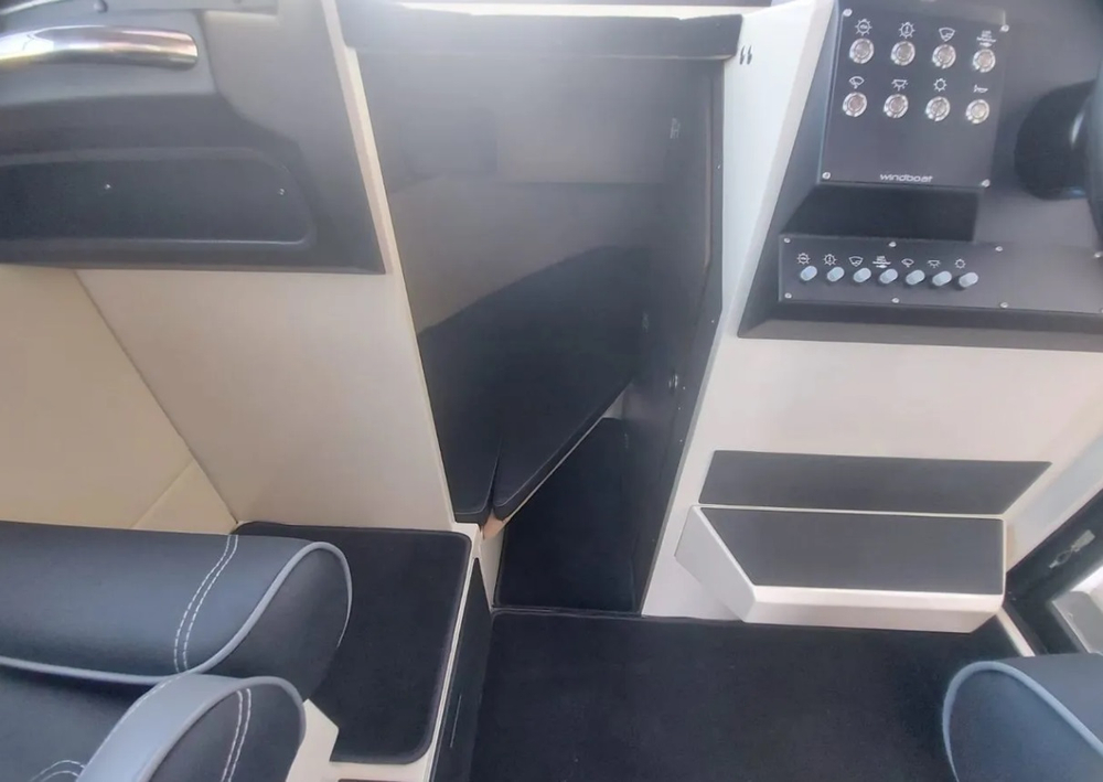 Катер Windboat-7.0