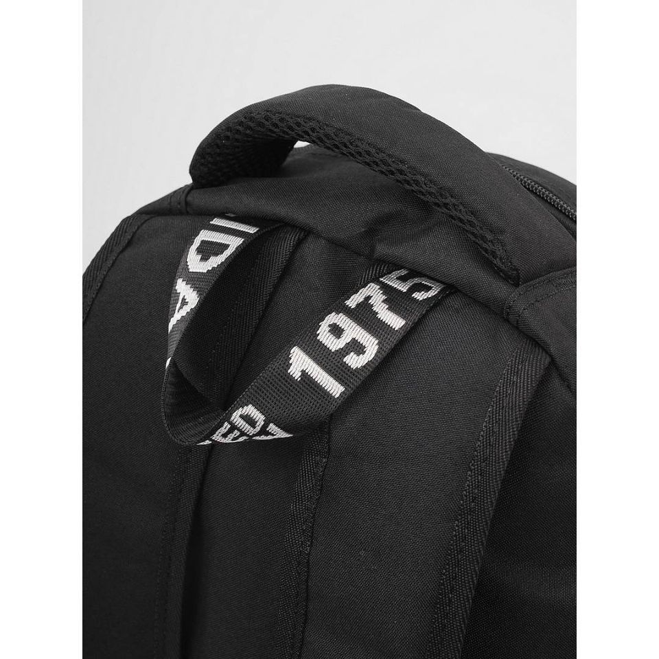 Рюкзак городской на 40 литров с usb разъемом 8082 (black)