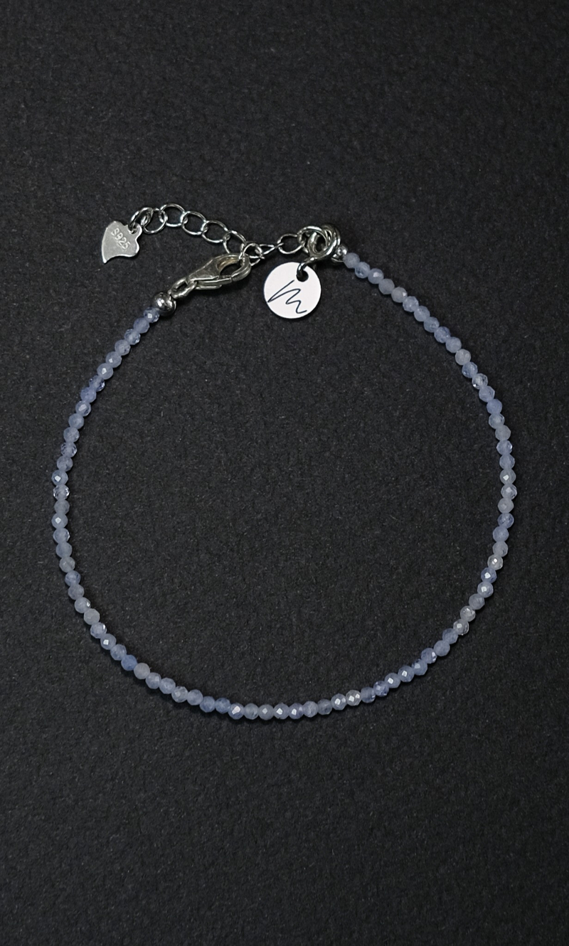 Браслет "Memo about Finance" из танзанита на замочке