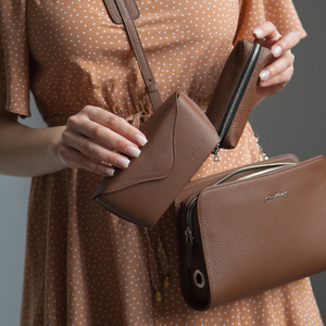 Футляр для очков Soleil Easy из натуральной кожи теленка коричневого цвета