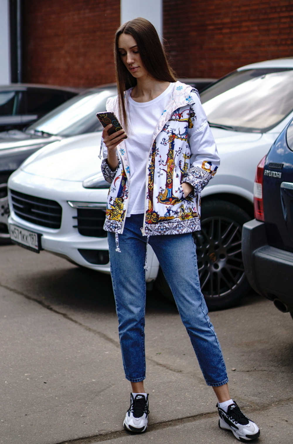 Куртка "Лабиринт", по мотивам средневековых буквиц и фантастических существ со страниц Псалтири Латтрелла