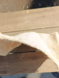 Джут межвенцовый утеплитель пакля ленточная шир. 10 см, толщ. 5-6 мм., длина 20 м. для сруба, деревянных домов