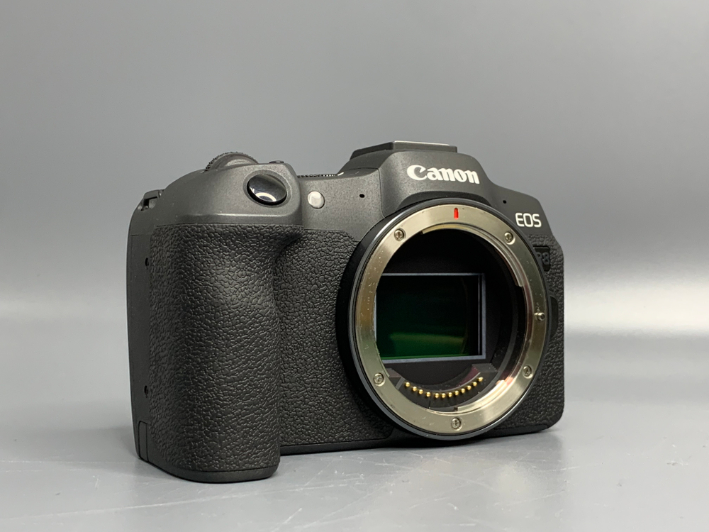 Canon EOS R8 1000 кадров