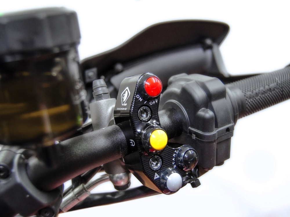 CPPI14 DBK BRACKET, BRAKE PUMP W/ BUTTONS INTEGRATED
