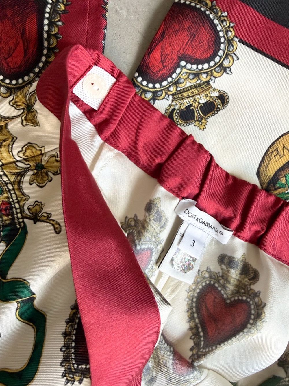 Шелковый костюм Dolce&Gabbana, 98
