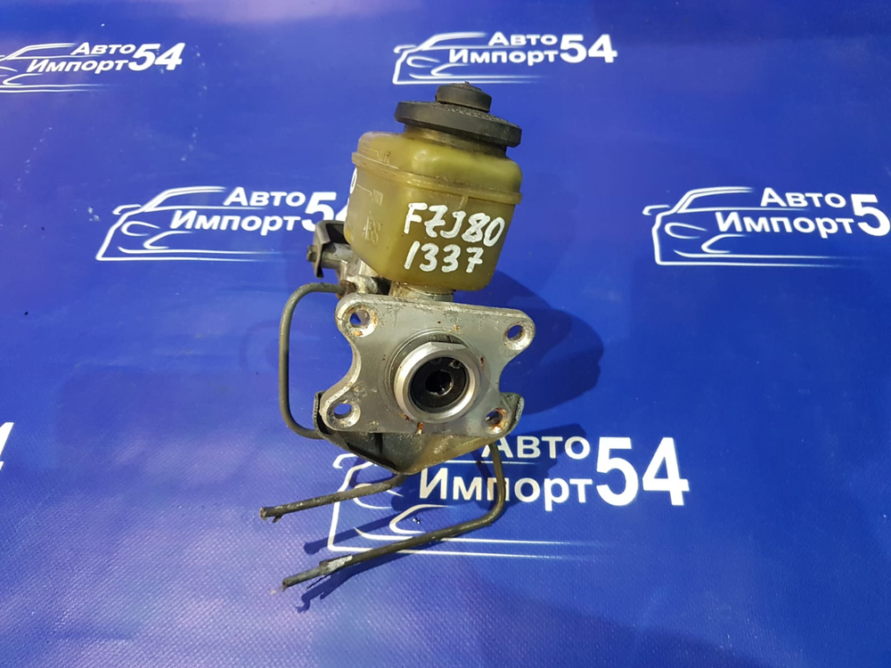 Главный тормозной цилиндр TOYOTA LAND CRUISER 1990-1998