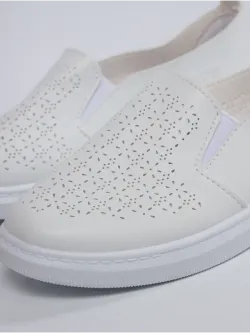 Мокасины летние с перфорацией