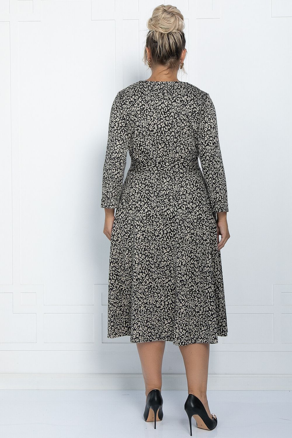 Платье Осенняя история (черно-бежевое) П11229 LT Collection