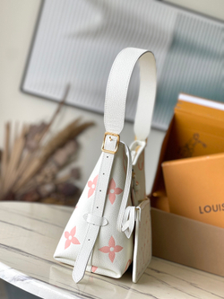 Louis Vuitton CarryAll PM