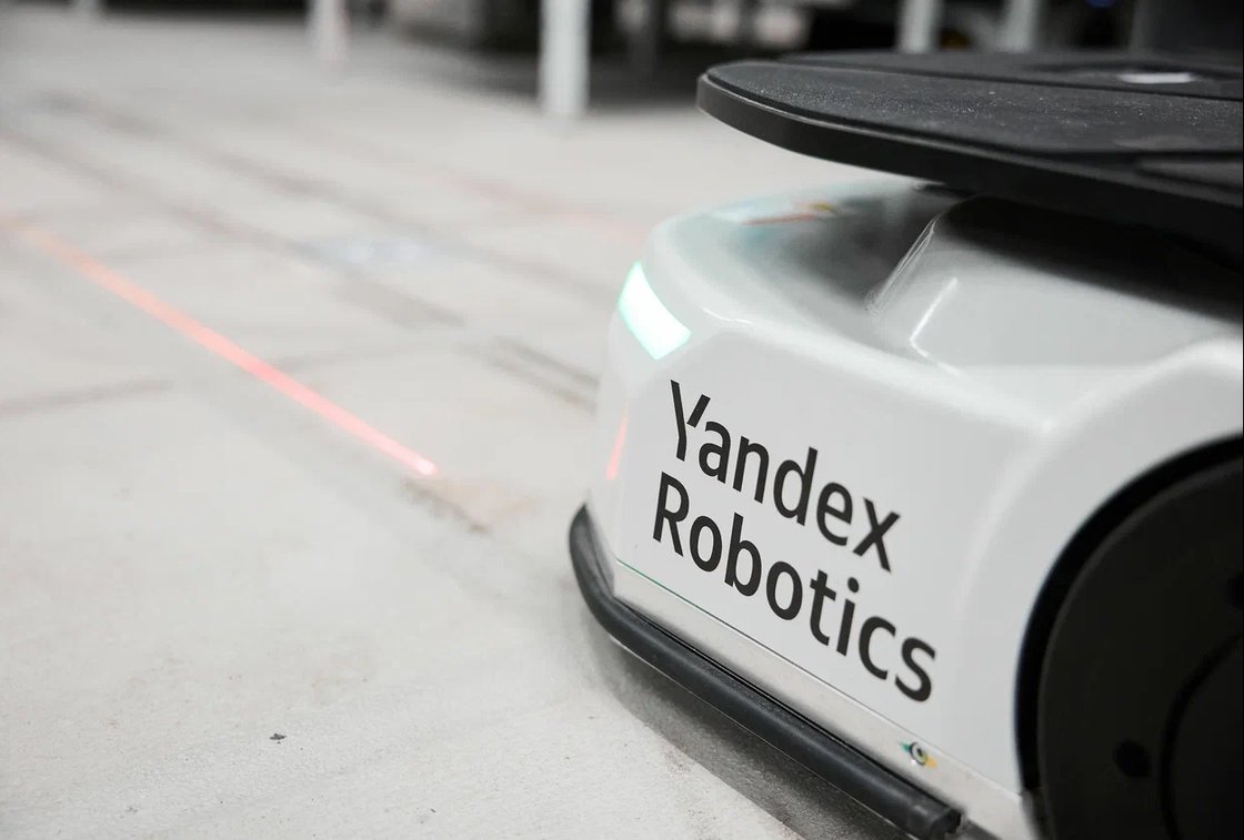 Роботы в два раза ускорят сбор заказов из "Перекрёстка"