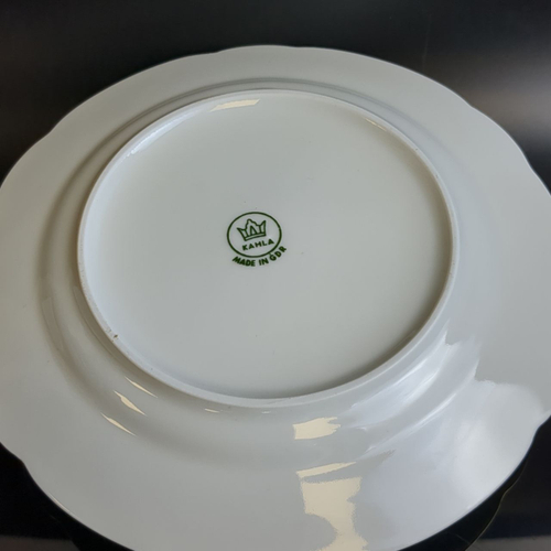 Маслёнка с крышкой фарфоровая, деколь розы, золочение, клеймо Kahla, Кахла, ГДР, винтаж 1968-1987 гг