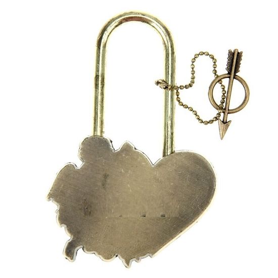 Замок "На любовь"