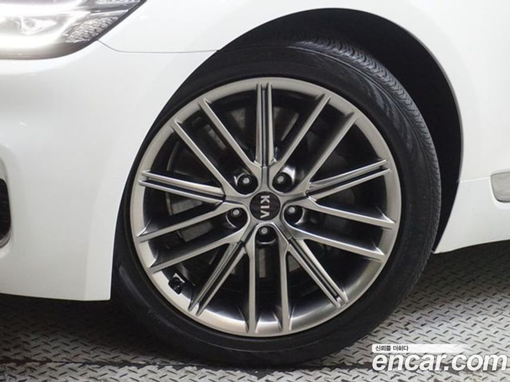Kia The K9 (Quoris/K900) 3.8 GDI AWD (02.2021)