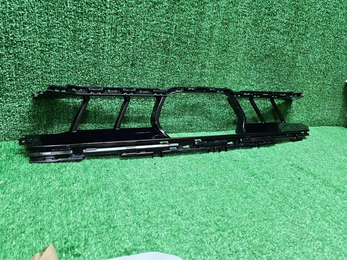 Решетка переднего бампера BMW X6 G06 23-нв M-paket