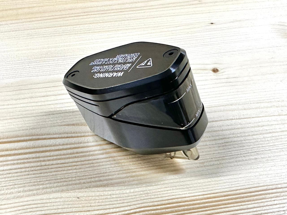 TRIUMPH Бачок тормозной передний A9628263