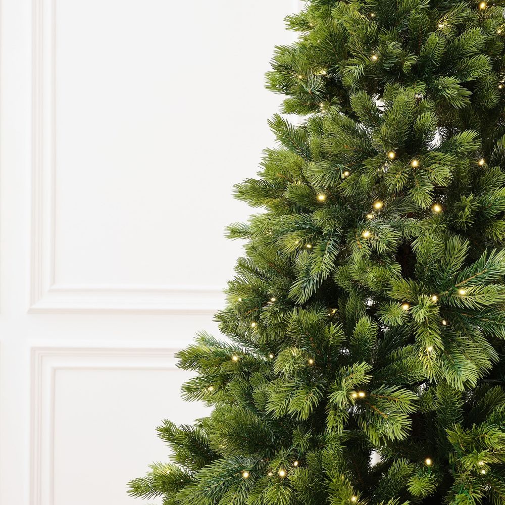 Елка с гирляндой встроенной «La Manche» (Литая хвоя) 270 см / 2,7 м