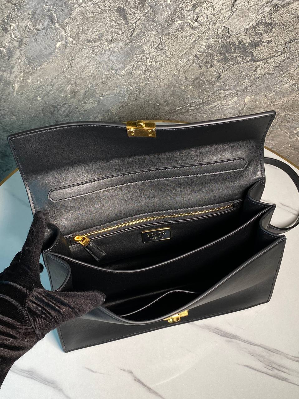 Сумка Prada