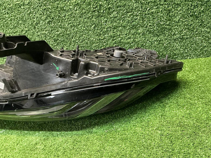 ДХО левый Zeekr 001 (2021-н.в.) LED