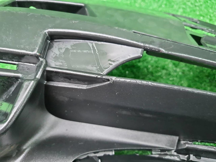 Кронштейн бампера RH Porsche 911 GT3 992 (21-нв)