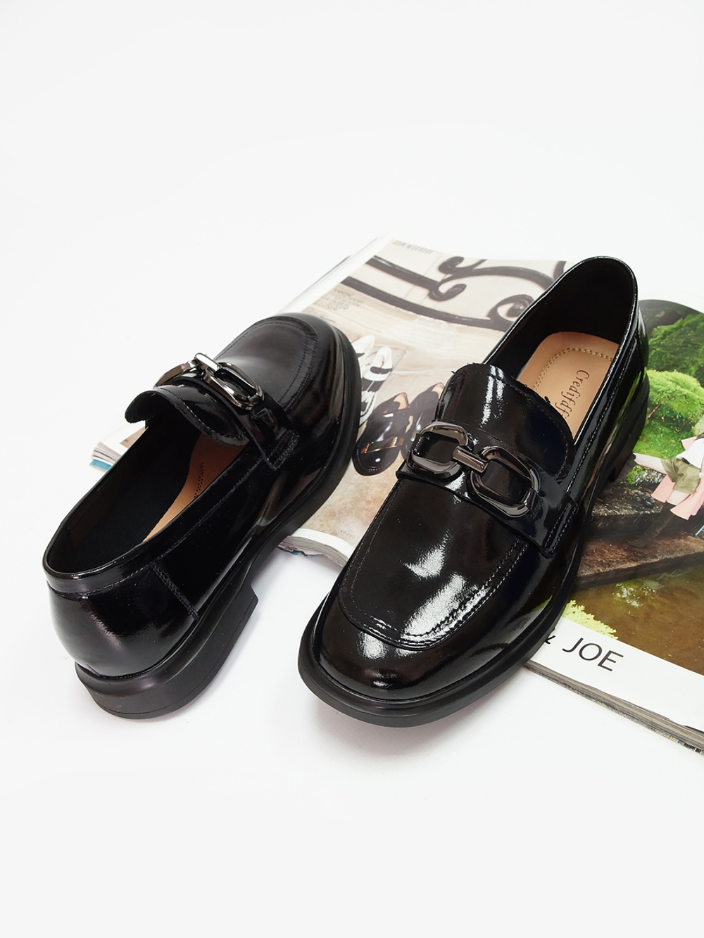 Лоферы женские демисезонные